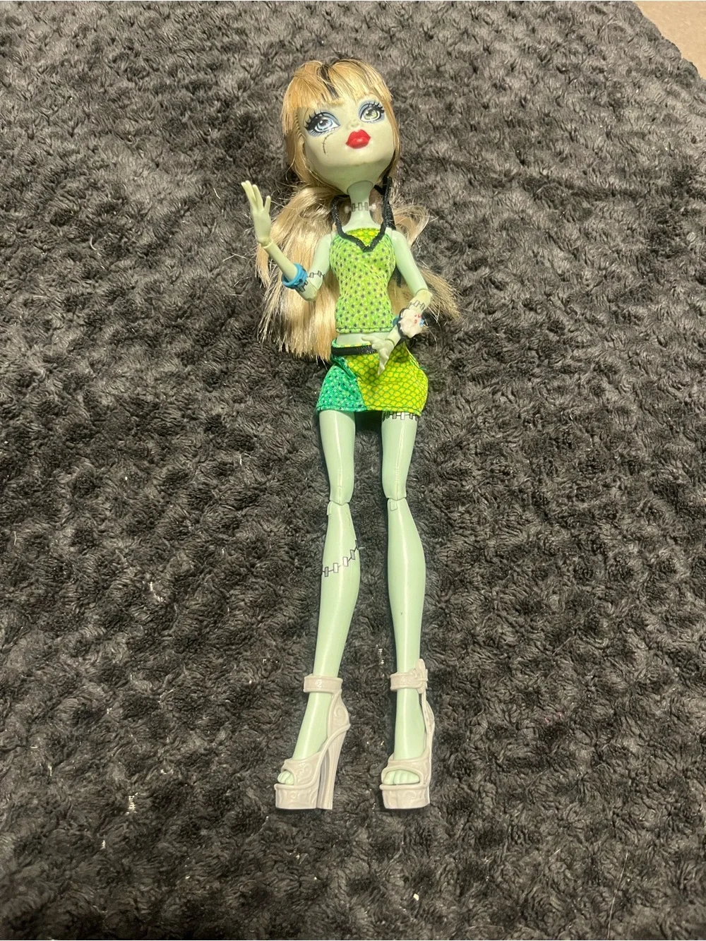 Mattel Monster High Frankie Stein Home Ick Gorgeous